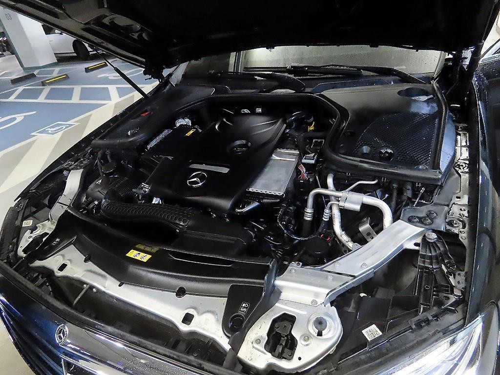 벤츠 E 클래스 E-클래스 W213 E300 4MATIC 익스클루시브 이미지 19