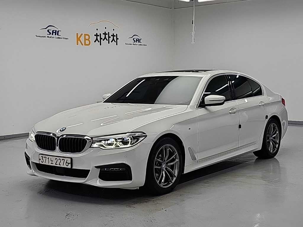 BMW 5시리즈 5시리즈 (G30) 520d xDrive M 스포츠 플러스 이미지 1