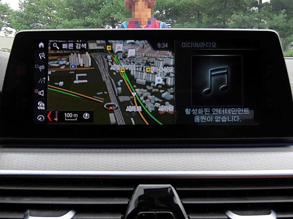 BMW 5시리즈 5시리즈 (G30) 520d M 스포츠 스페셜 에디션 이미지 14