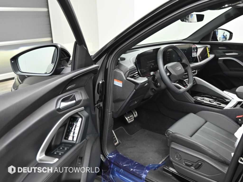 아우디 Q5 Q5 (80A) 스포트백 45 TFSI 콰트로 S-라인 블랙 이미지 11