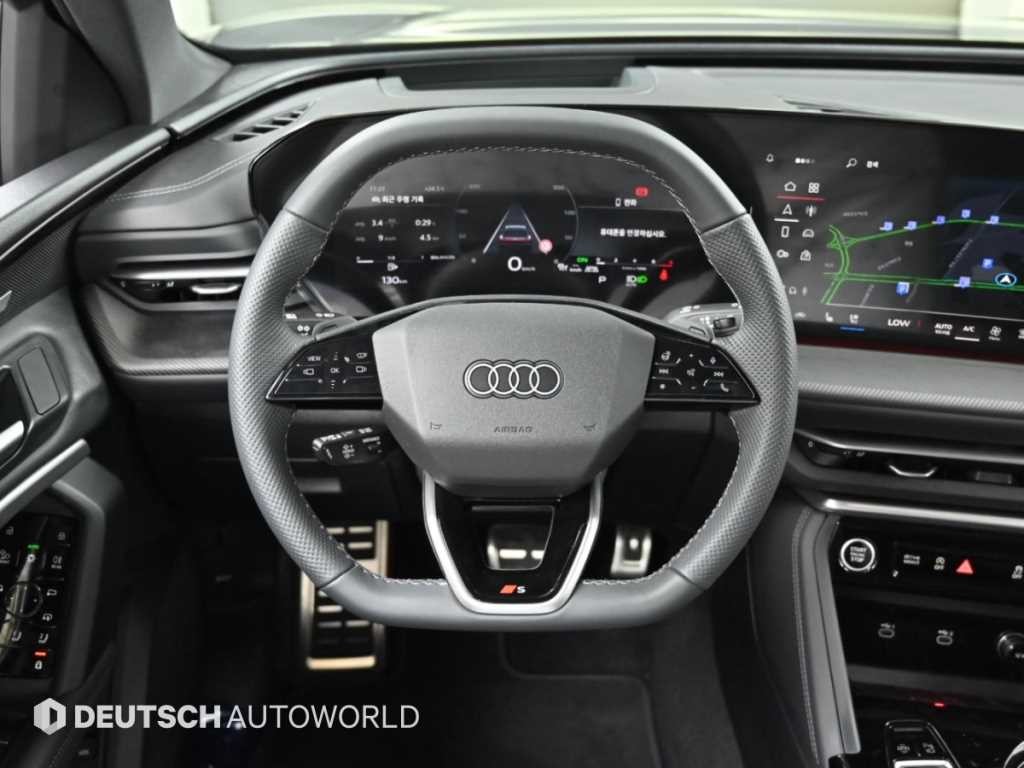 아우디 Q5 Q5 (80A) 스포트백 45 TFSI 콰트로 S-라인 블랙 이미지 13