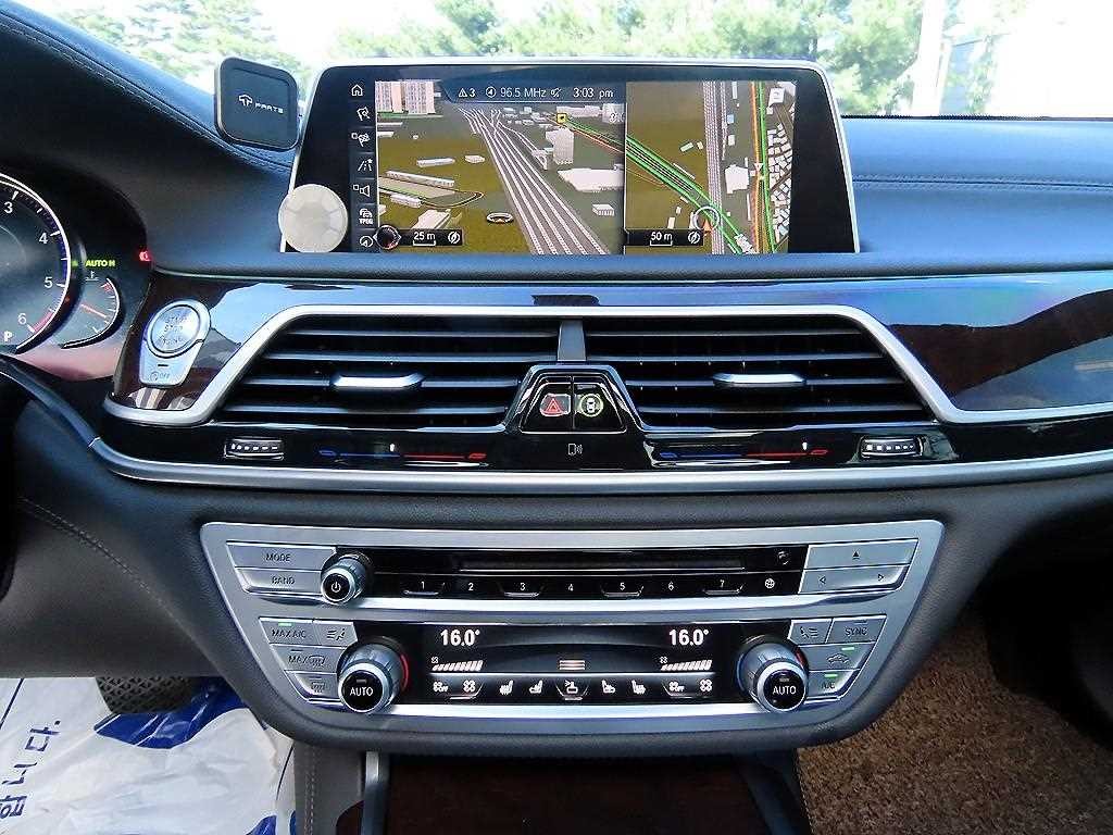 BMW 7시리즈 7시리즈 (G11) 730Ld xDrive 이미지 13