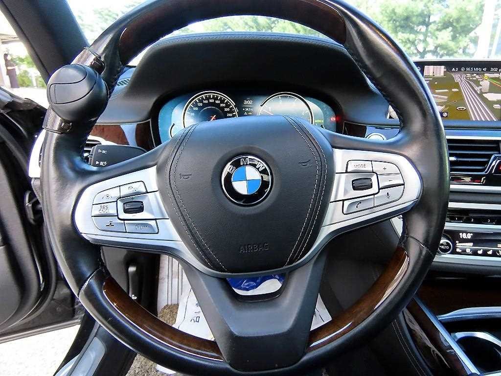 BMW 7시리즈 7시리즈 (G11) 730Ld xDrive 이미지 8