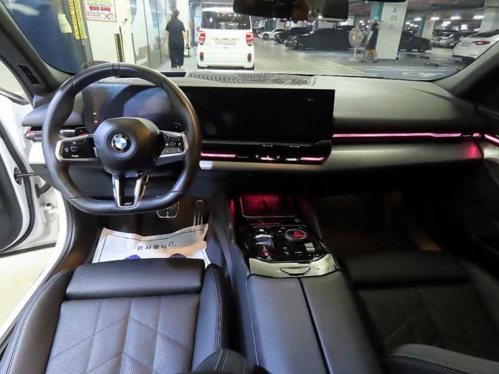 BMW 5시리즈 5시리즈 (G60) 520i M 스포츠 이미지 10