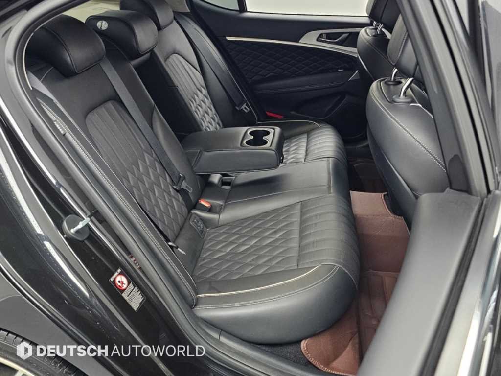 제네시스 G70 2.2D AWD 엘리트 이미지 12