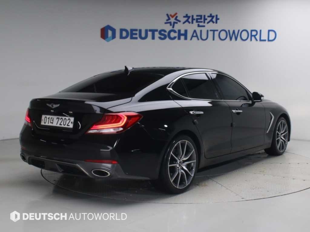 제네시스 G70 2.2D AWD 엘리트 이미지 2