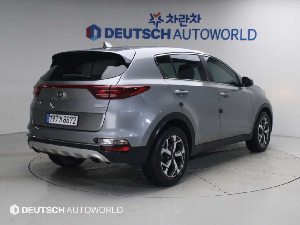 기아 스포티지 스포티지 더 볼드 2.0 디젤 2WD 트렌디 이미지 2
