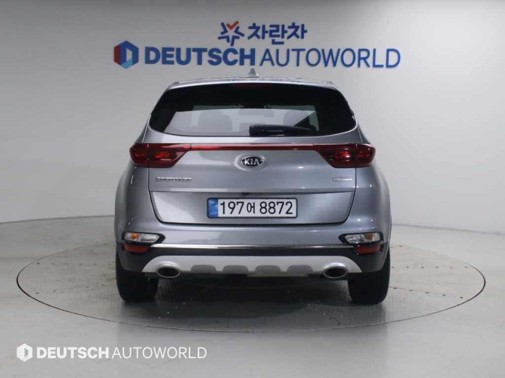 기아 스포티지 스포티지 더 볼드 2.0 디젤 2WD 트렌디 이미지 4