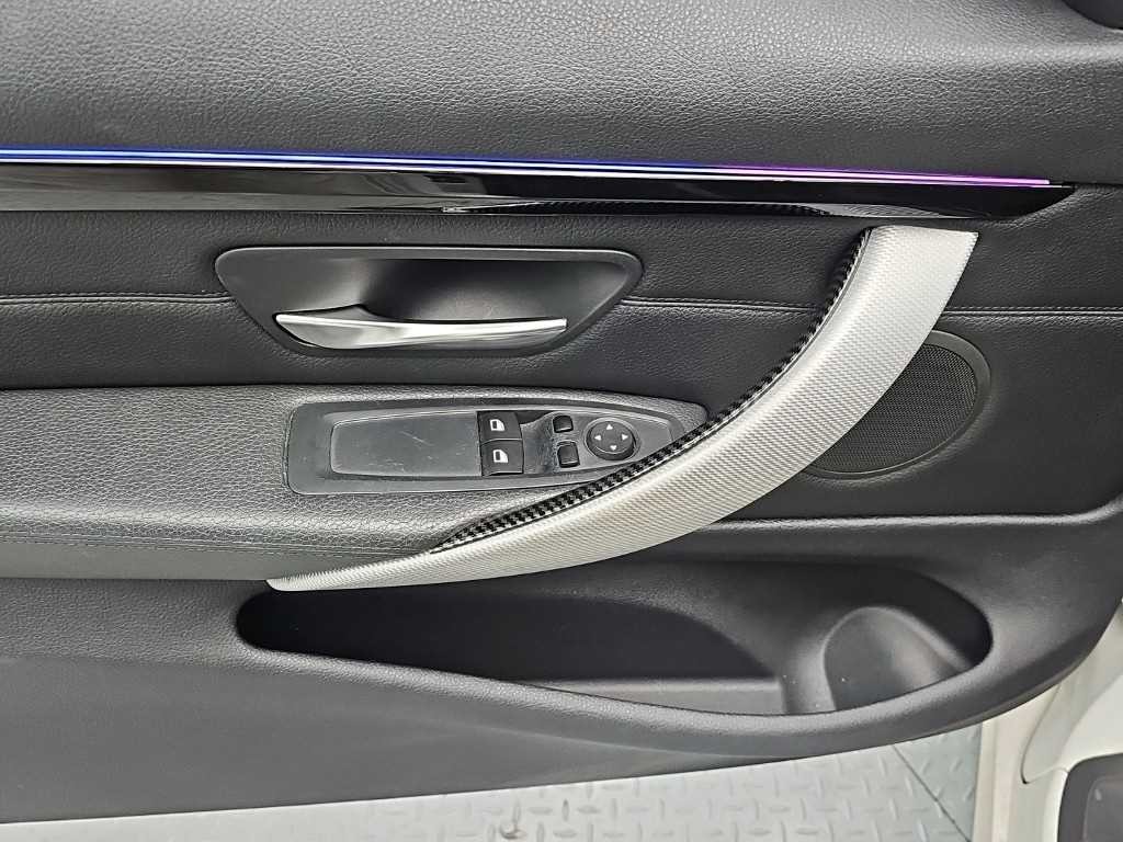 BMW 4시리즈 4시리즈 (F32) 428i 쿠페 M 스포츠 이미지 15