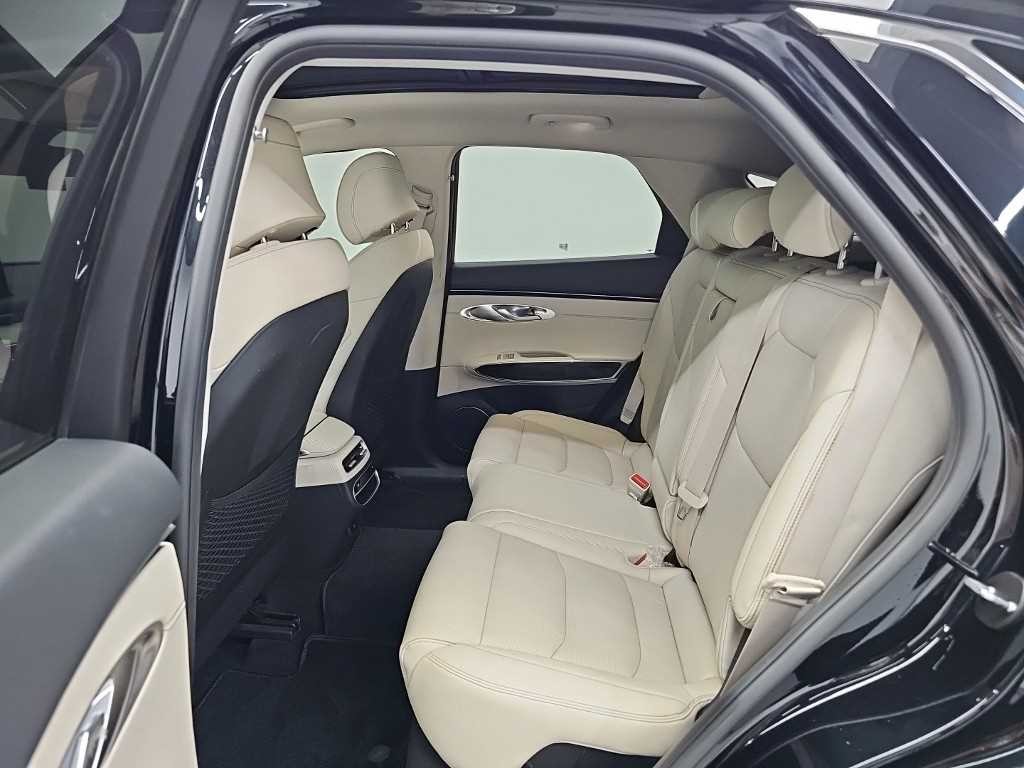 제네시스 GV70 2.2 디젤 AWD 이미지 12