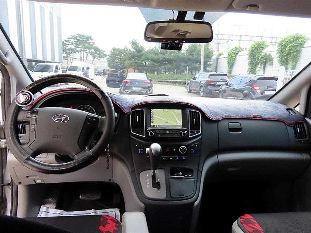 현대 스타렉스 더 뉴 그랜드 스타렉스 2WD 웨건 11인승 스마트 이미지 8