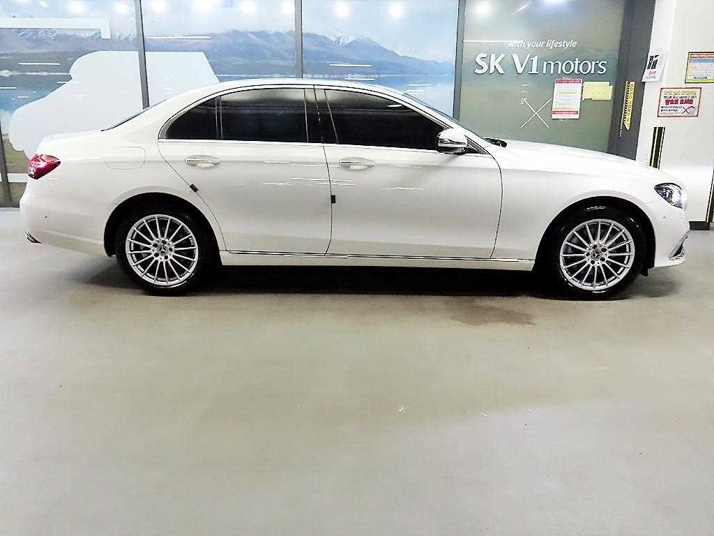 벤츠 E 클래스 E-클래스 W213 E250 익스클루시브 이미지 3