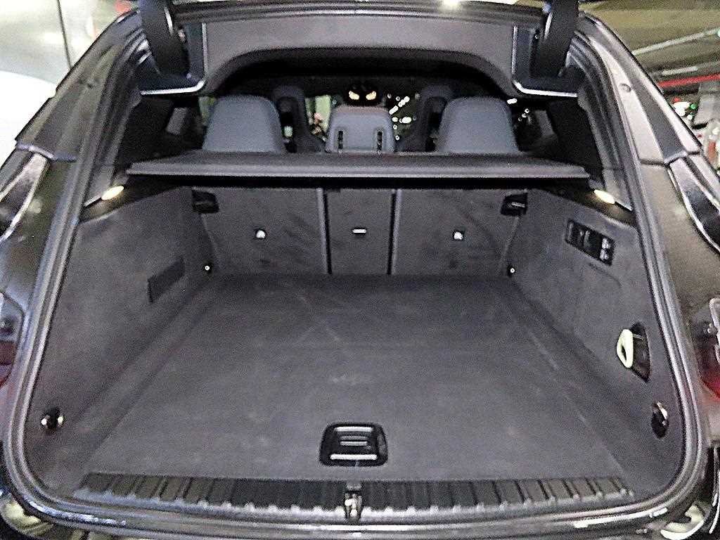 BMW iX xDrive 50 스포츠 플러스 이미지 18