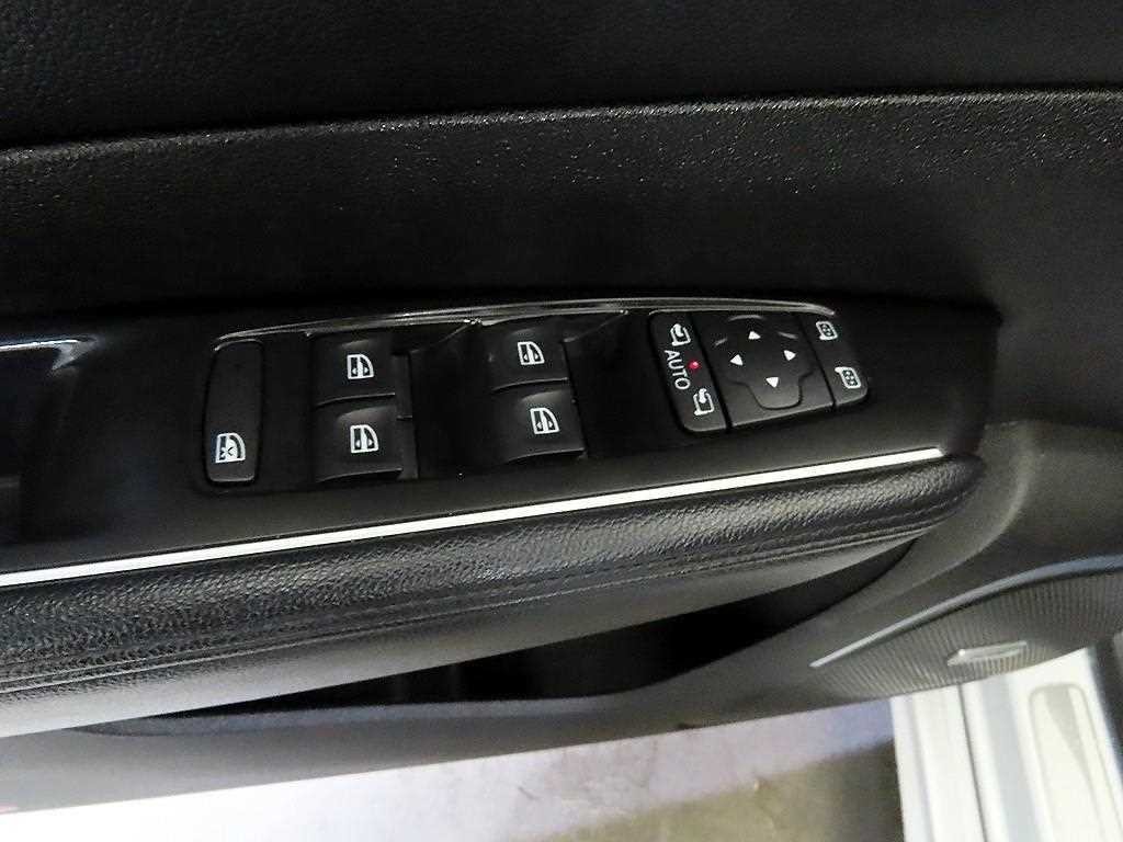 르노코리아(삼성) SM6 가솔린 2.0 GDe RE 이미지 13