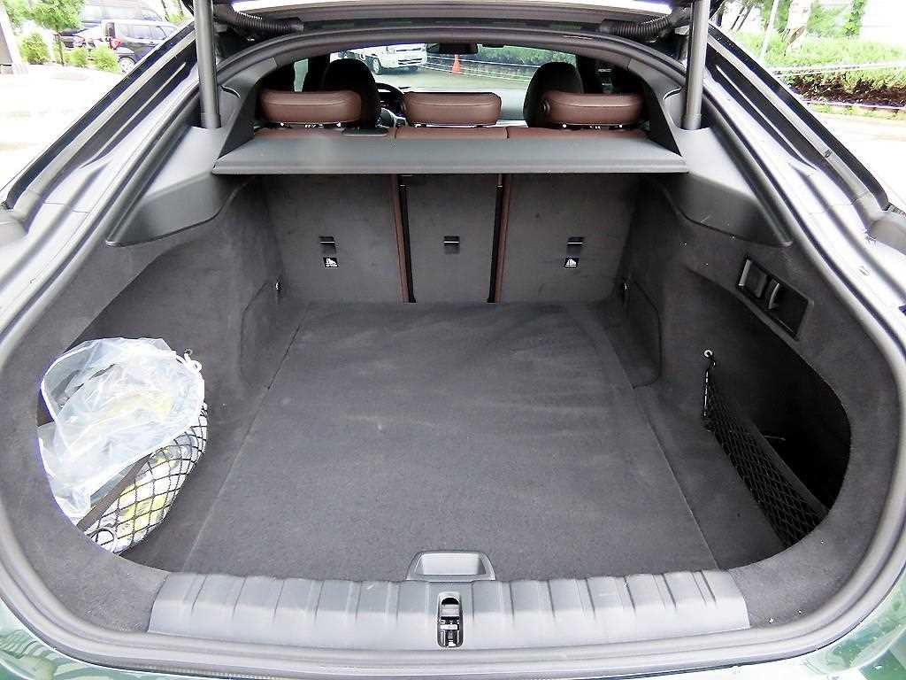 BMW i4 eDrive 40 M 스포츠 프로 이미지 17