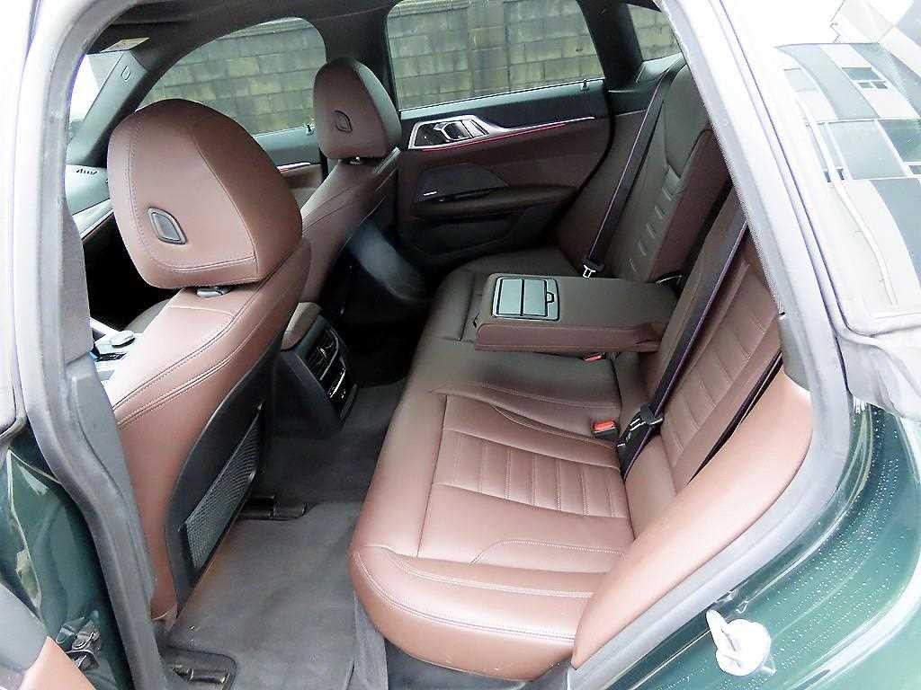 BMW i4 eDrive 40 M 스포츠 프로 이미지 7