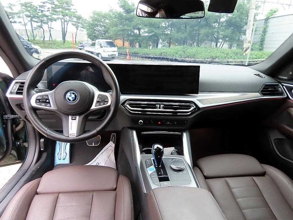 BMW i4 eDrive 40 M 스포츠 프로 이미지 8
