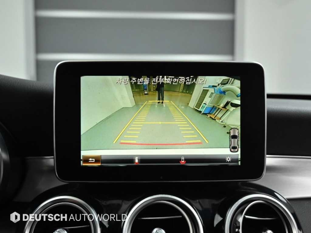 벤츠 C 클래스 C클래스 W205 C350e 이미지 15
