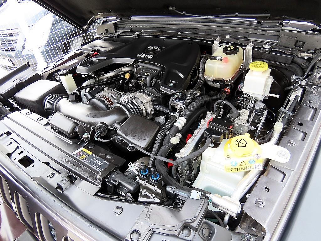 지프 글래디에이터 3.6 루비콘 4WD 이미지 19