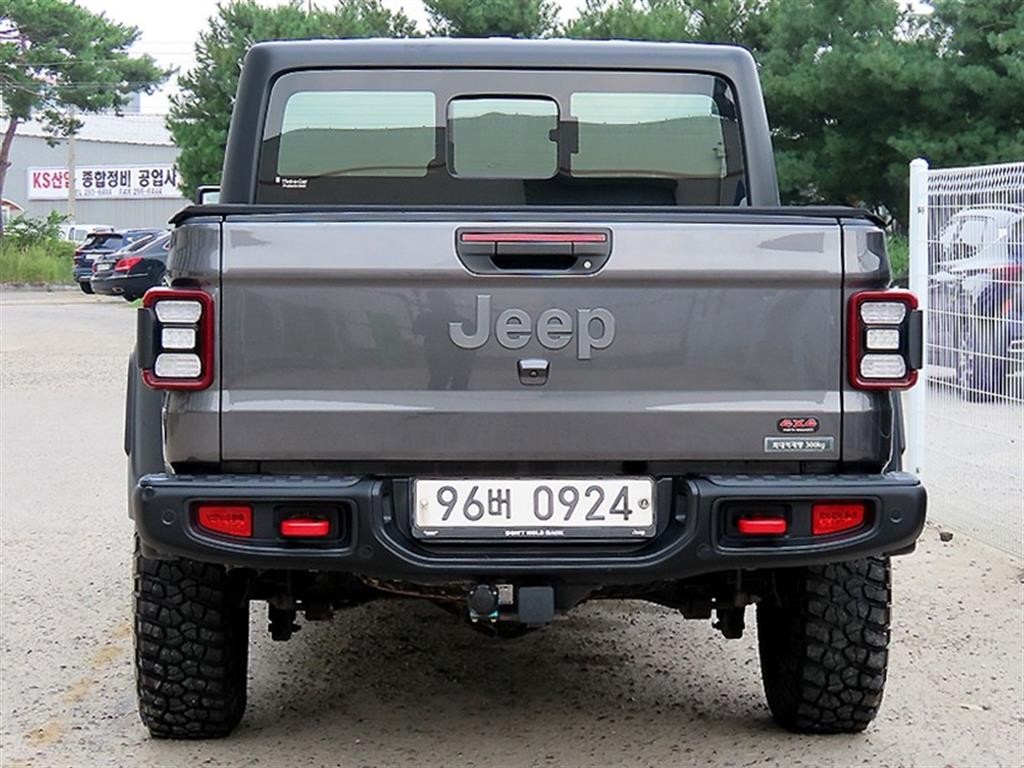 지프 글래디에이터 3.6 루비콘 4WD 이미지 4
