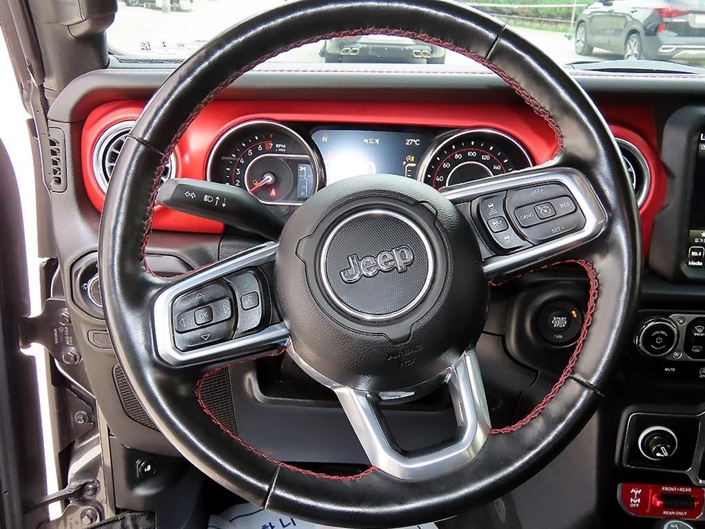 지프 글래디에이터 3.6 루비콘 4WD 이미지 8
