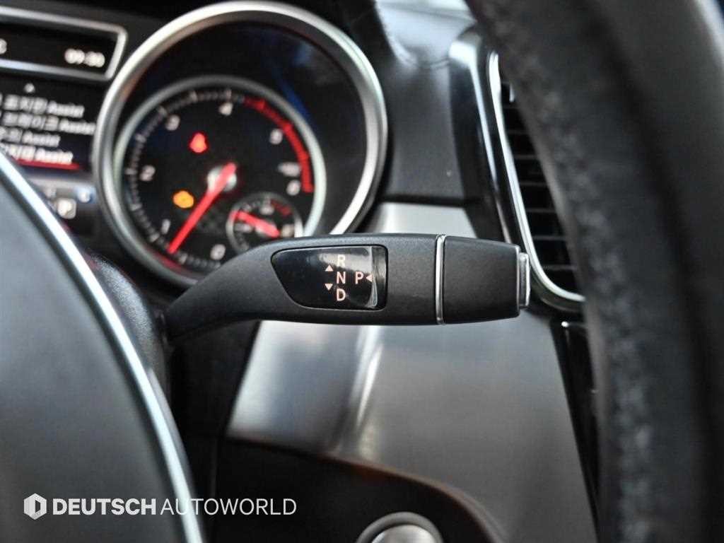 벤츠 GLE 클래스 GLE 클래스 W166 GLE 350 d 4MATIC 쿠페 이미지 9