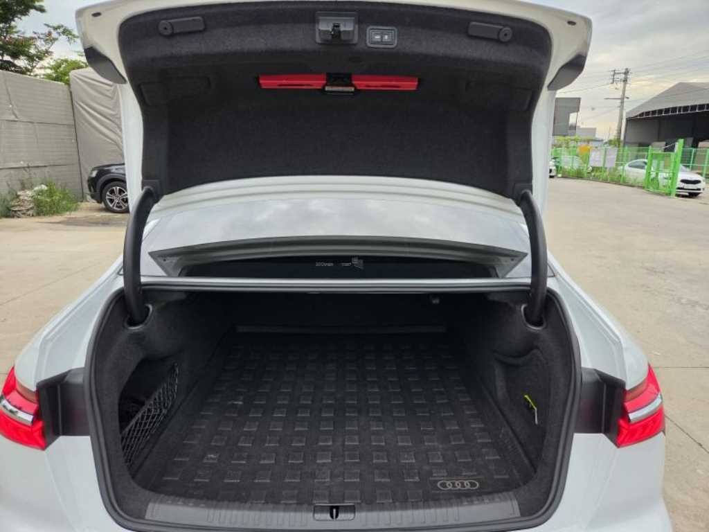 아우디 A6 A6 (C8) 40 TDI 콰트로 프리미엄 이미지 18