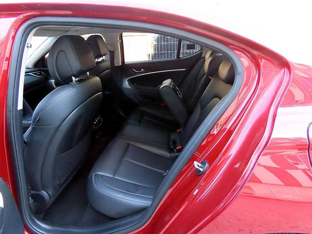 제네시스 G70 더 뉴 G70 가솔린 2.0T 4WD 이미지 6