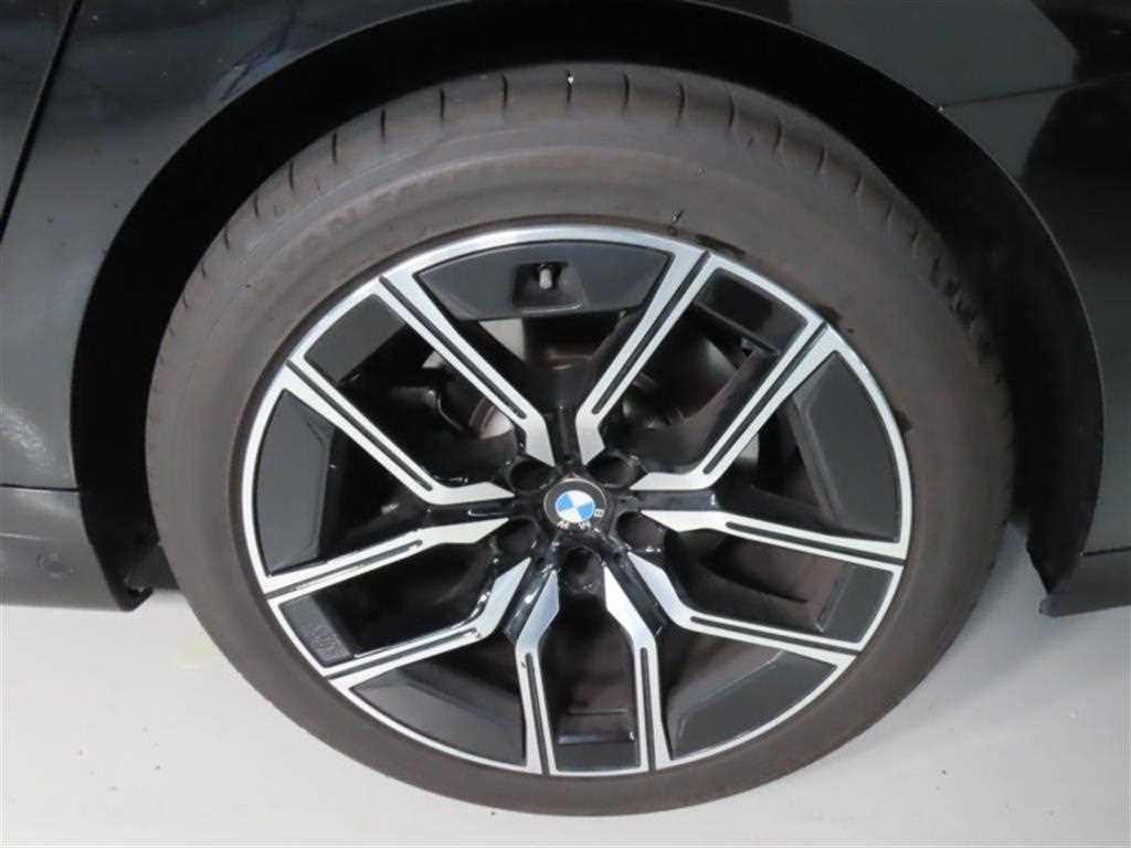 BMW 7시리즈 7시리즈 (G70) 740d xDrive M 스포츠 이미지 16