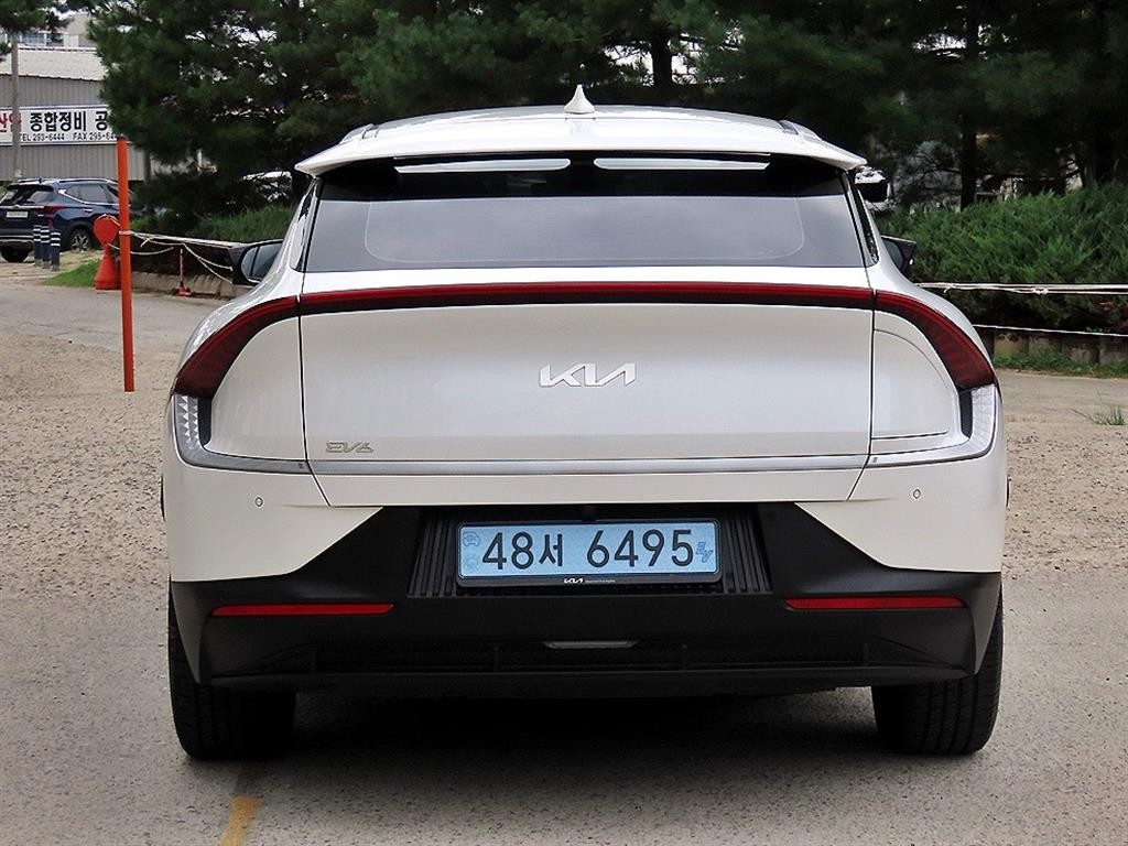 기아 EV6 롱레인지 에어 이미지 4