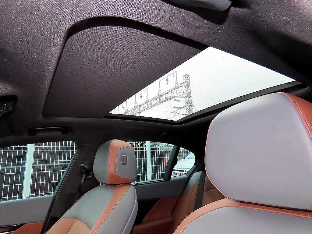 BMW 5시리즈 5시리즈 (G60) 530i xDrive M 스포츠 이미지 17
