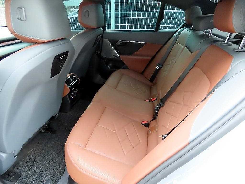 BMW 5시리즈 5시리즈 (G60) 530i xDrive M 스포츠 이미지 6
