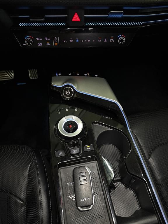 기아 EV6 롱레인지 AWD 어스 이미지 15