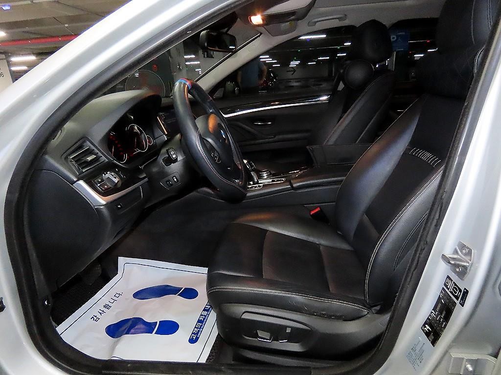 BMW 5시리즈 5시리즈 (F10) 520d 럭셔리 이미지 6