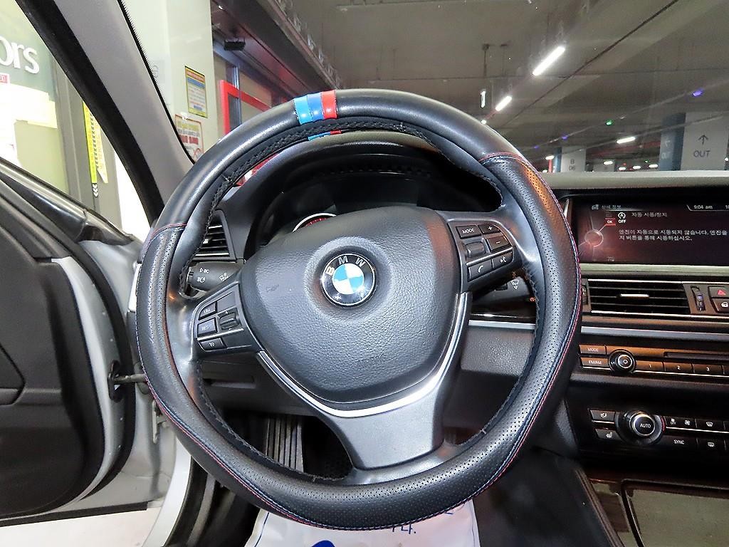 BMW 5시리즈 5시리즈 (F10) 520d 럭셔리 이미지 8