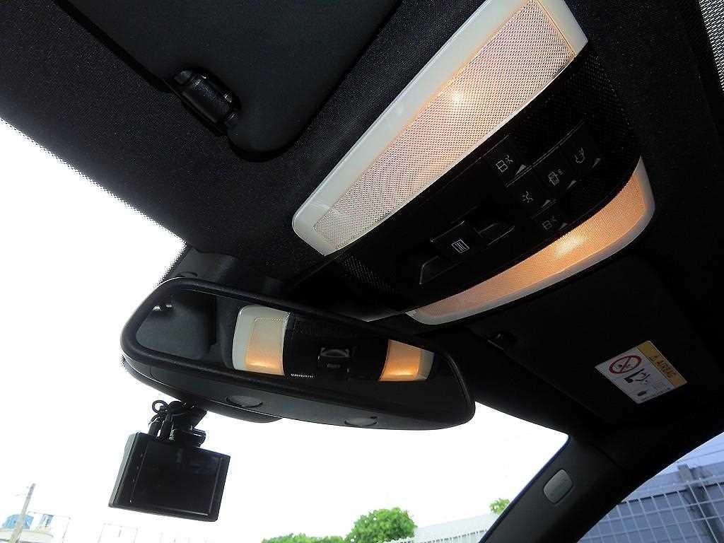 벤츠 E 클래스 E-클래스 W212 E200 쿠페 이미지 16