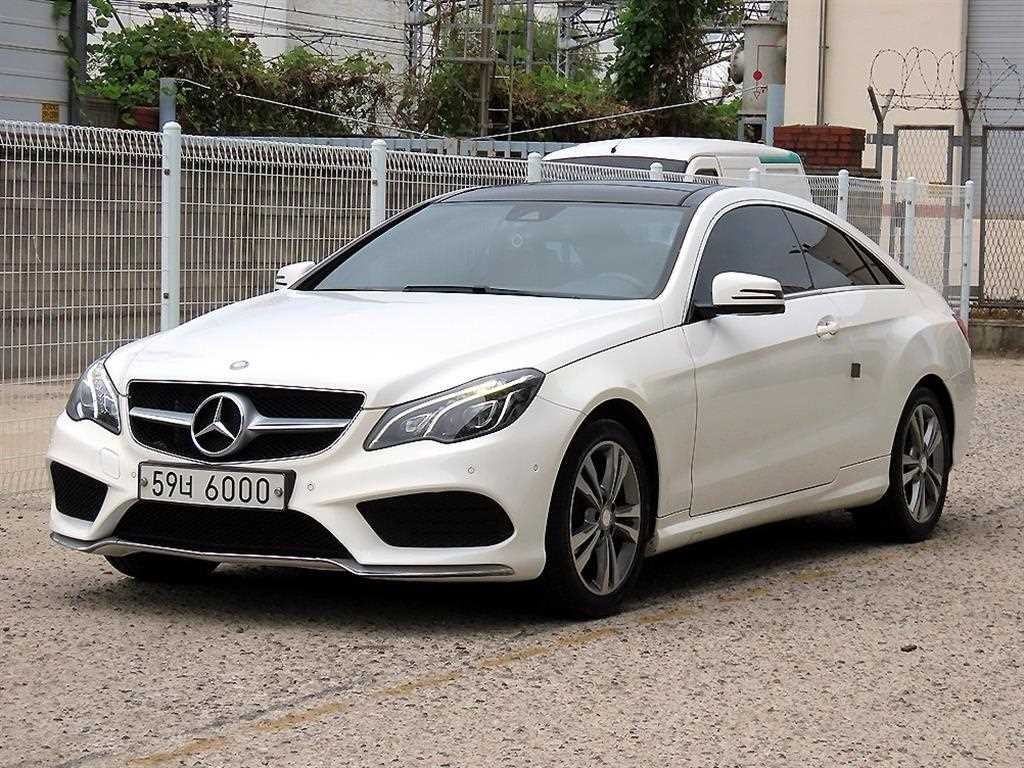 벤츠 E 클래스 E-클래스 W212 E200 쿠페 이미지 2