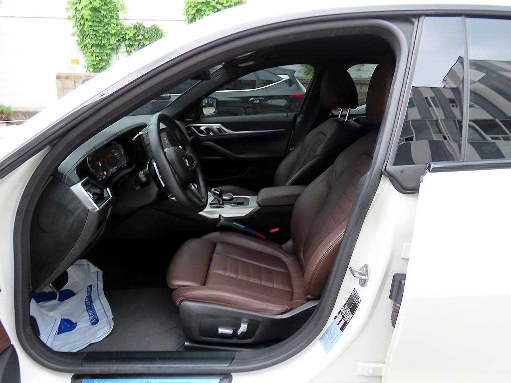 BMW 4시리즈 4시리즈 (G22) 420d 그란쿠페 M 스포츠 이미지 5