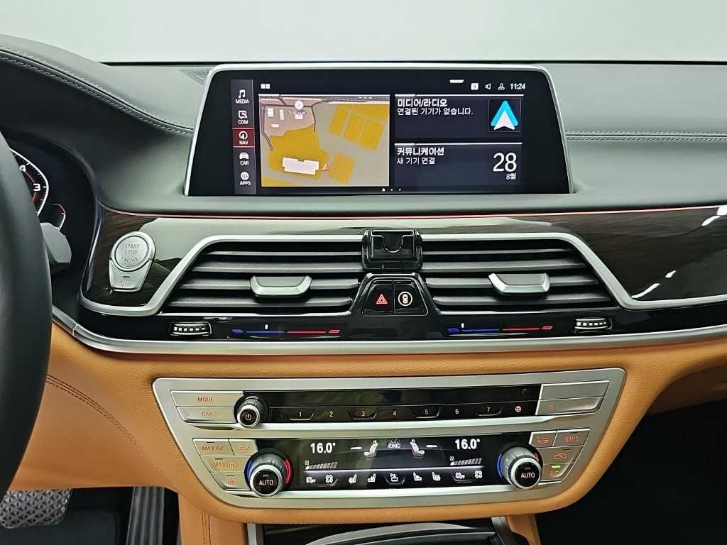 BMW 7시리즈 7시리즈 (G11) 740i 디자인 퓨어 엑설런스 이미지 10