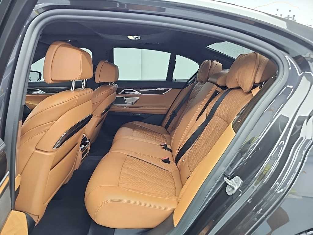 BMW 7시리즈 7시리즈 (G11) 740i 디자인 퓨어 엑설런스 이미지 12