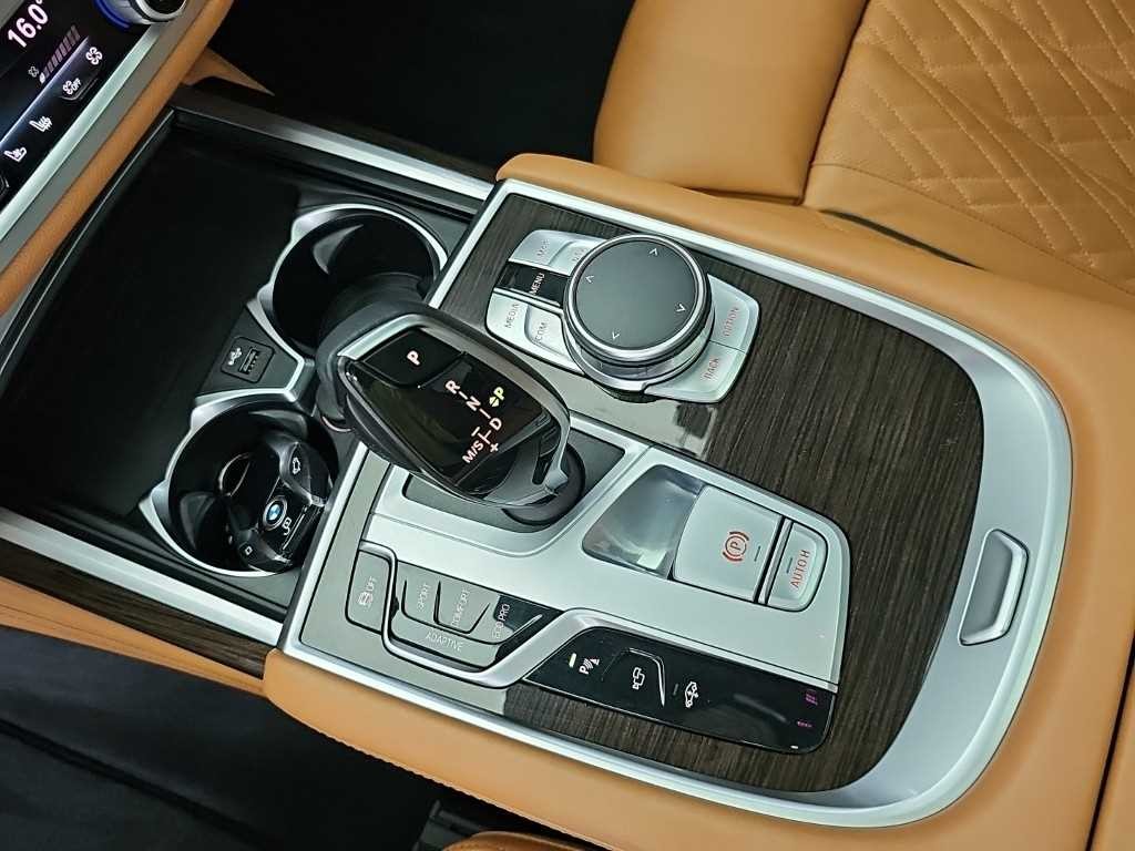BMW 7시리즈 7시리즈 (G11) 740i 디자인 퓨어 엑설런스 이미지 8