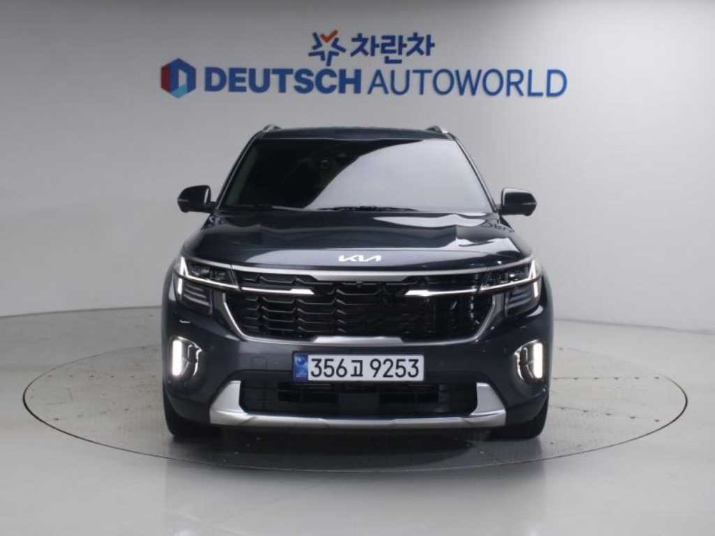 기아 셀토스 더 뉴 셀토스 가솔린 2.0 2WD 시그니처 이미지 3