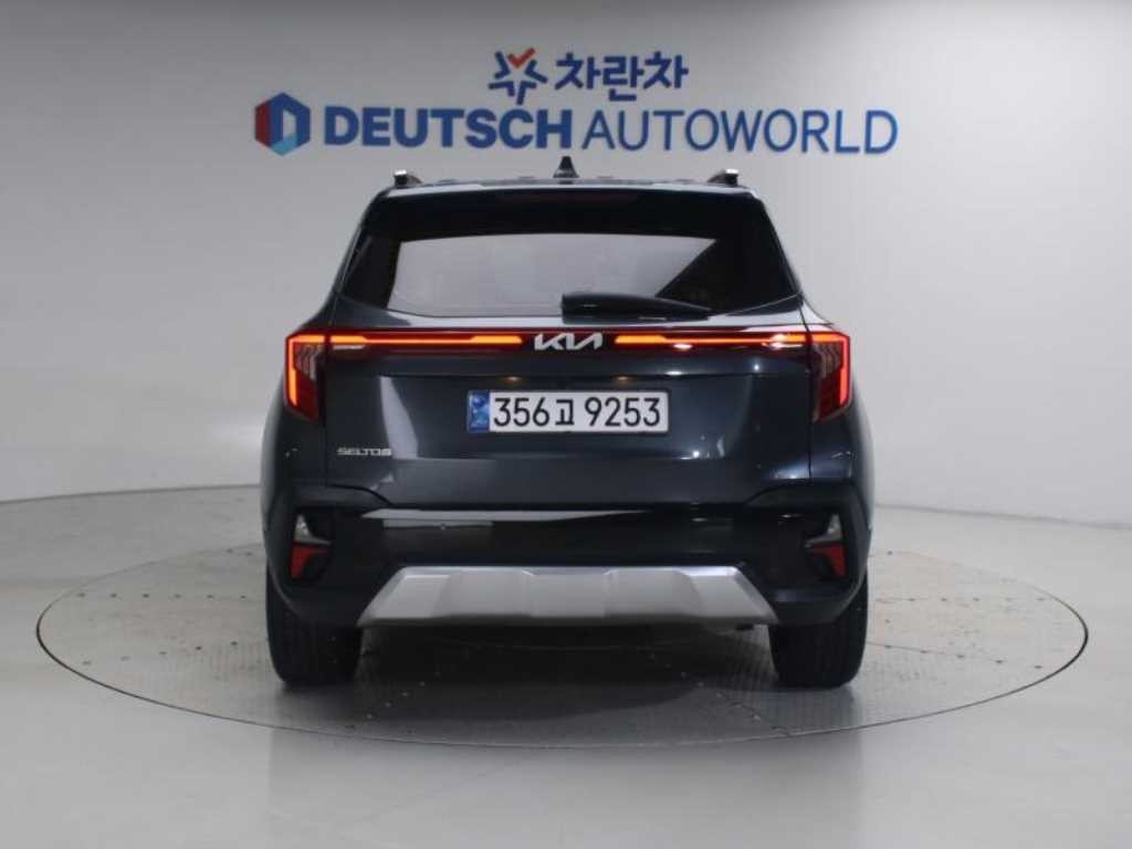 기아 셀토스 더 뉴 셀토스 가솔린 2.0 2WD 시그니처 이미지 4