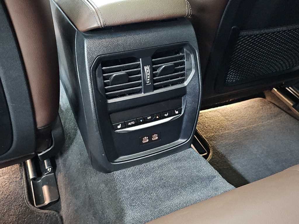 BMW i4 eDrive 40 M 스포츠 프로 이미지 12