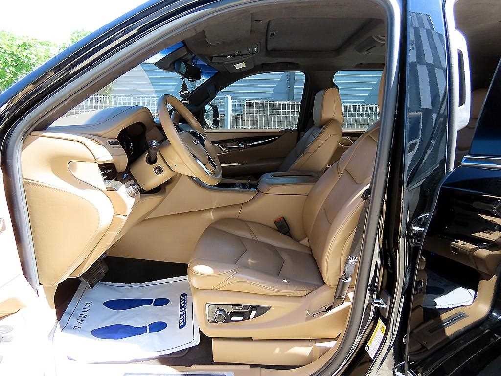 캐딜락 에스컬레이드 6.2 V8 ESV 이미지 6