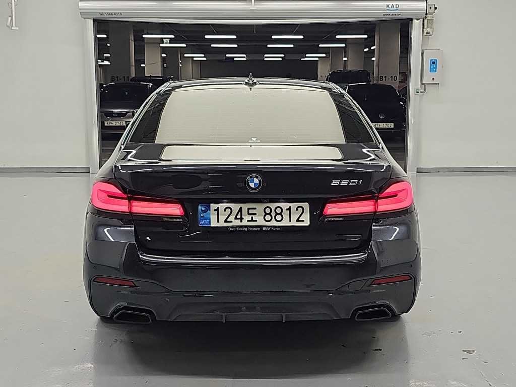 BMW 5시리즈 5시리즈 (G30) 520i M 스포츠 이미지 3