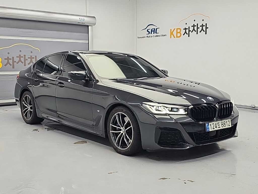 BMW 5시리즈 5시리즈 (G30) 520i M 스포츠 이미지 4