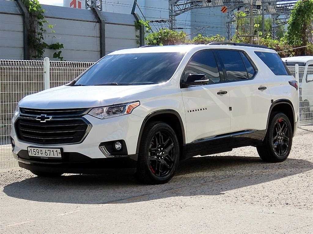 쉐보레 트래버스 3.6 AWD 레드라인 이미지 2