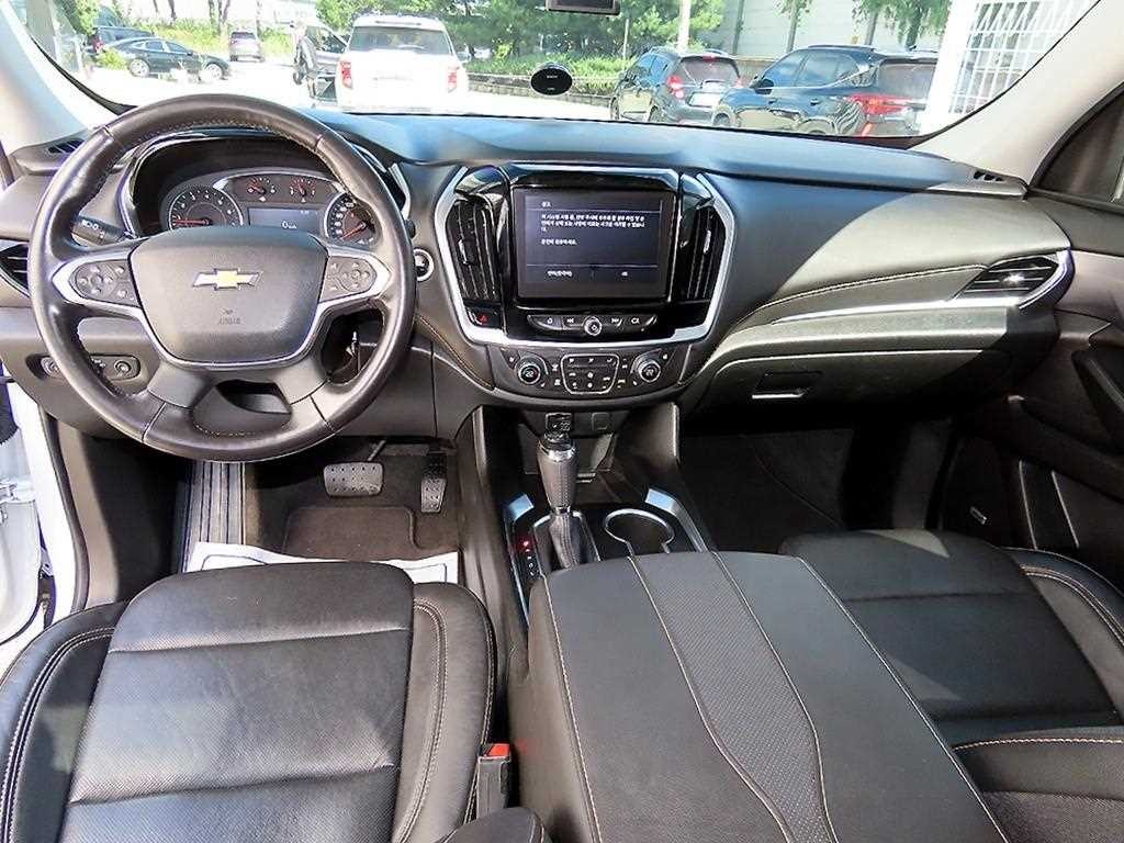 쉐보레 트래버스 3.6 AWD 레드라인 이미지 7