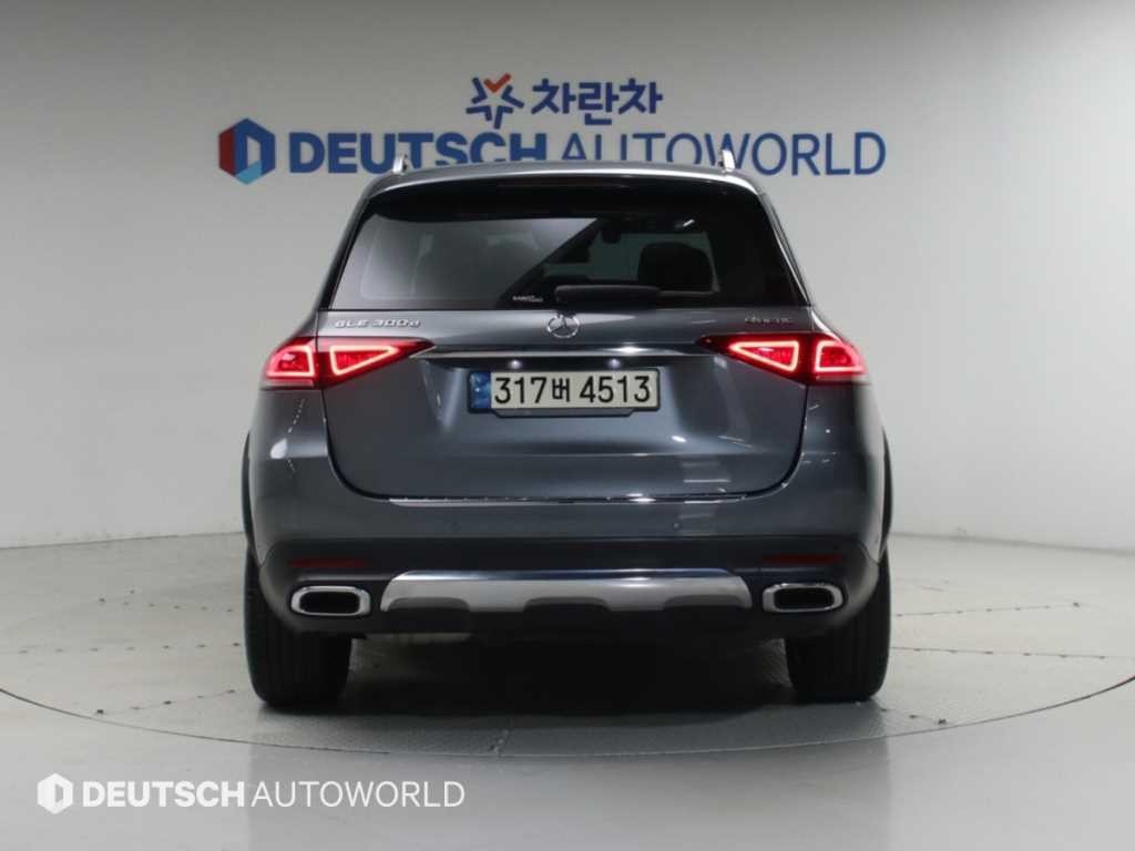 벤츠 GLE 클래스 GLE 클래스 W167 GLE 300d 4MATIC 이미지 4
